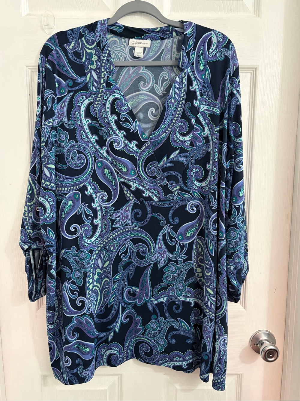 Jaclyn Smith Navy Blue Teal Paisley V-Neck Tunic. Size 3X $10